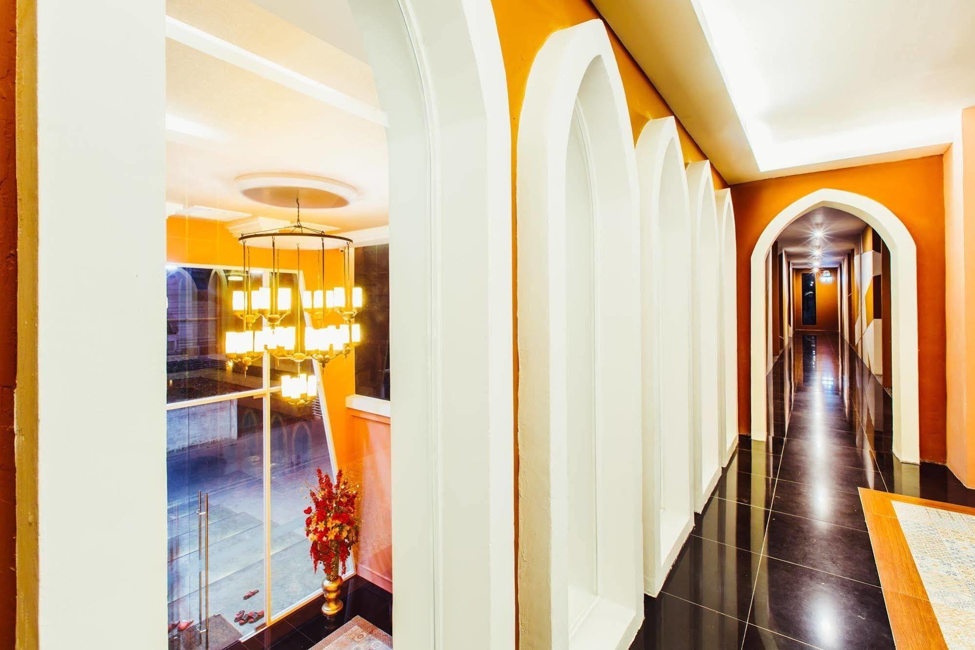 Hotel Baron Zotel Sha 4*