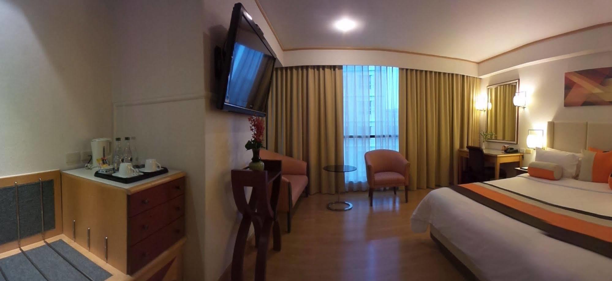 The Four Wings Hotel Bangkok