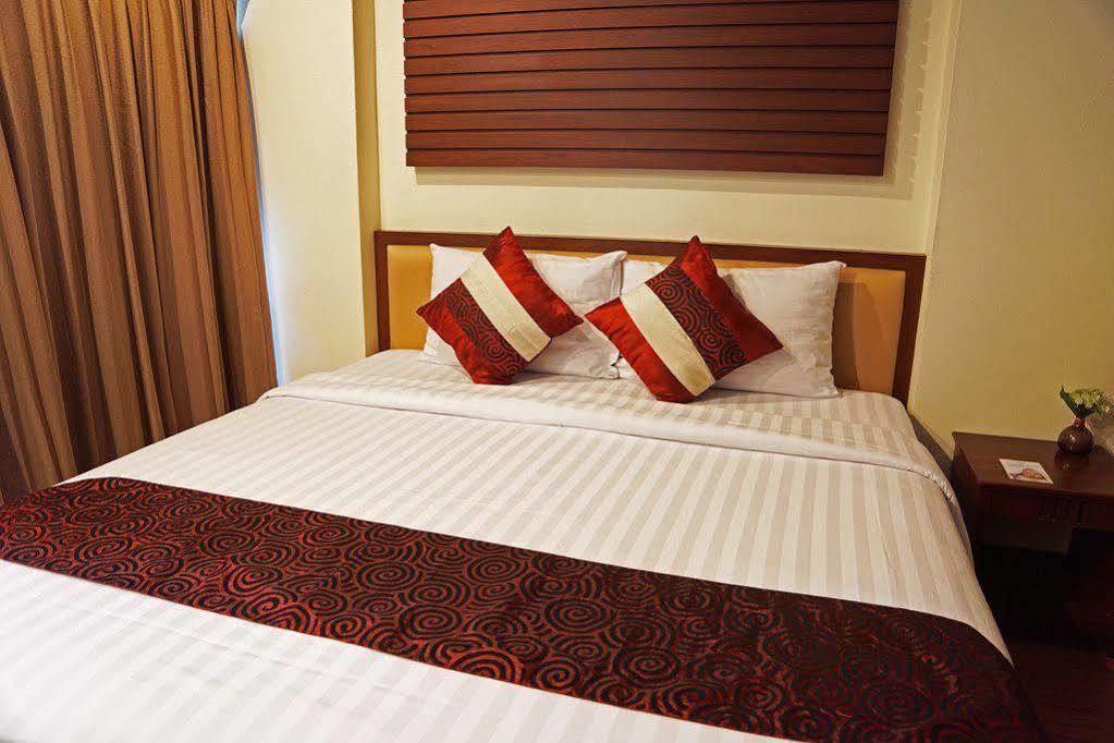 Hotel Icheck Soi 2