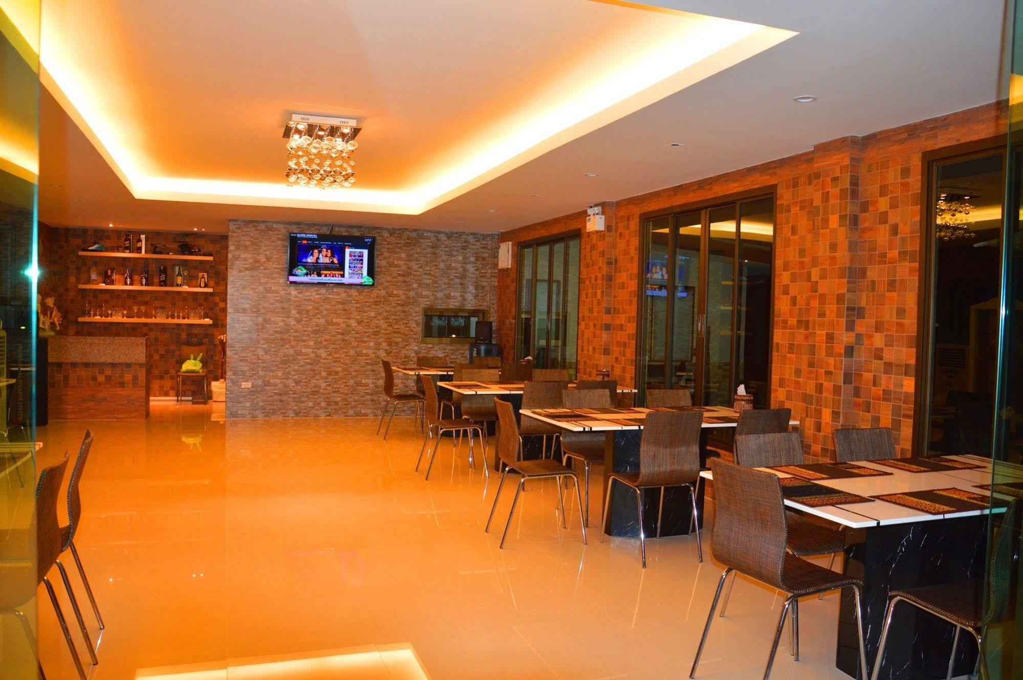 Hotel Silver Gold Garden, Suvarnabhumi Airport Bangkok
