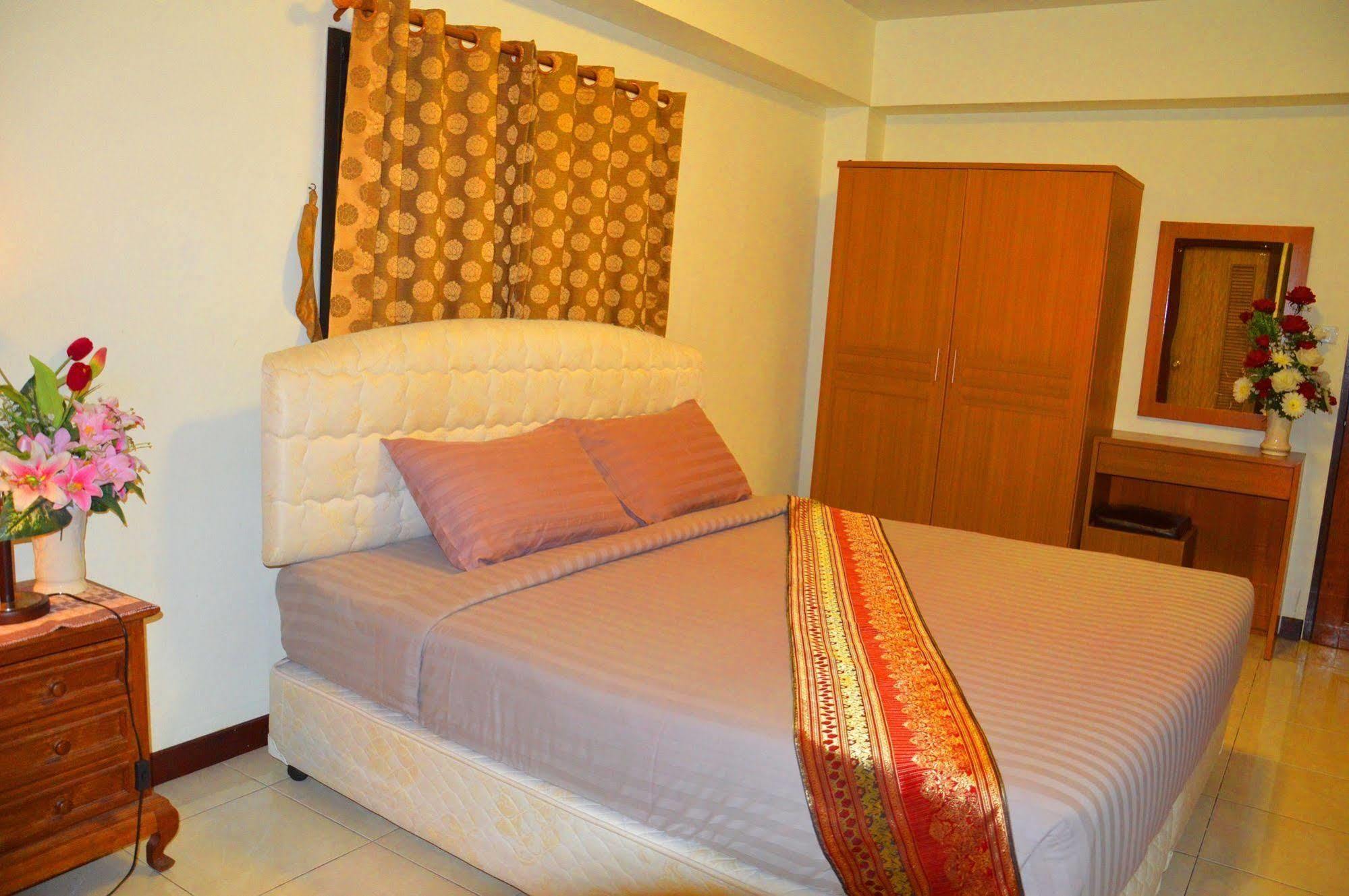 Silver Gold Garden, Suvarnabhumi Airport Hotel Bangkok