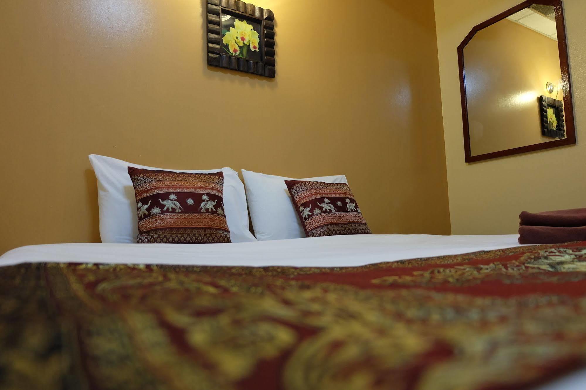 Hostel Thai Cozy House - Sha Certified Bangkok