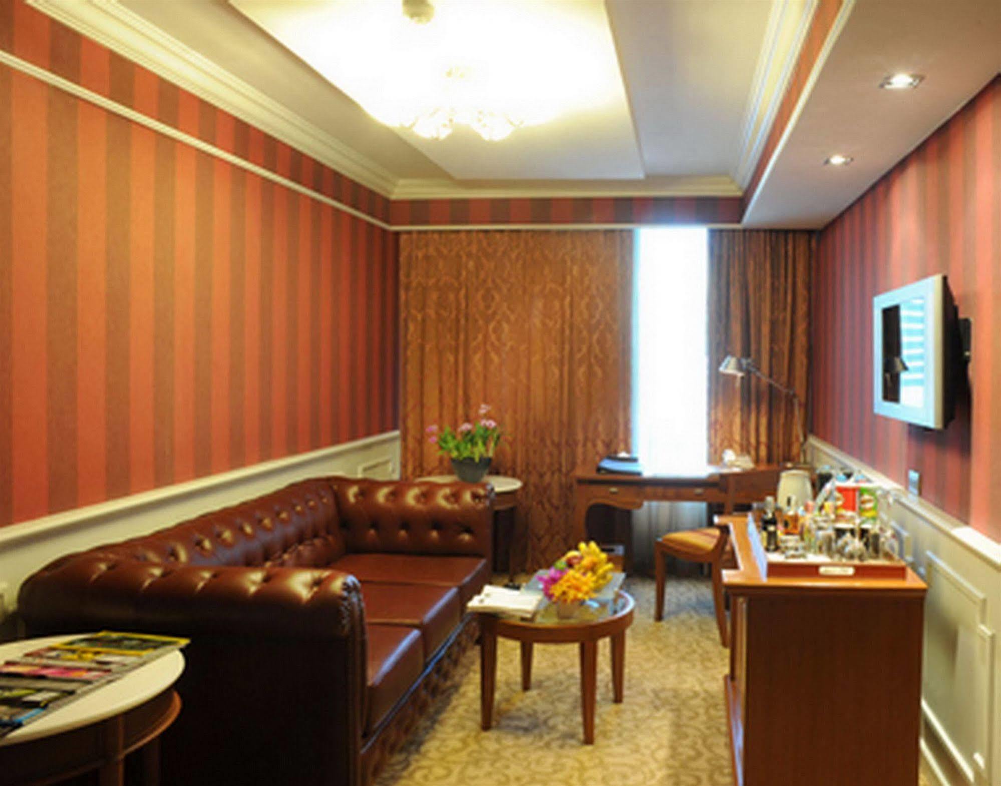 Hotel Doubletree By Hilton Ploenchit