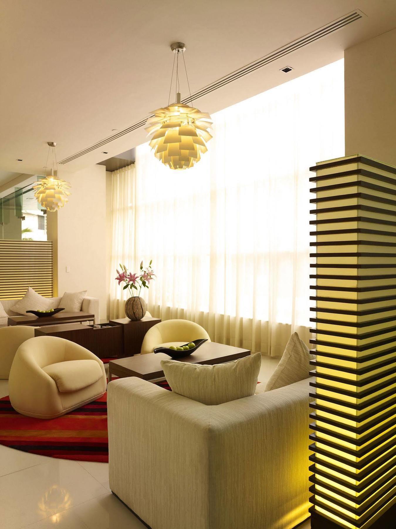 Nh Asoke Hotel 4*