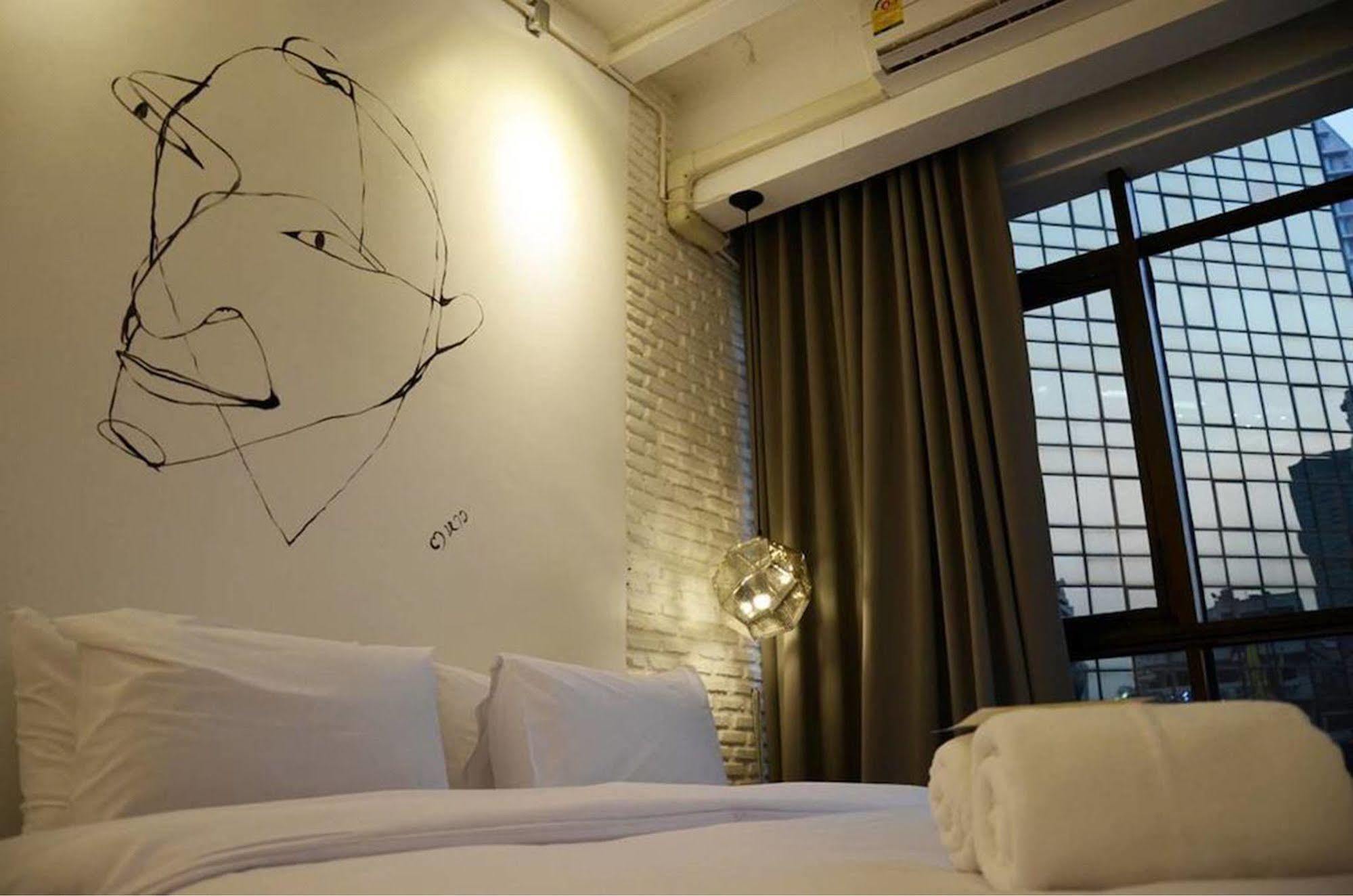 3howw @ Sukhumvit 21 * Banguecoque