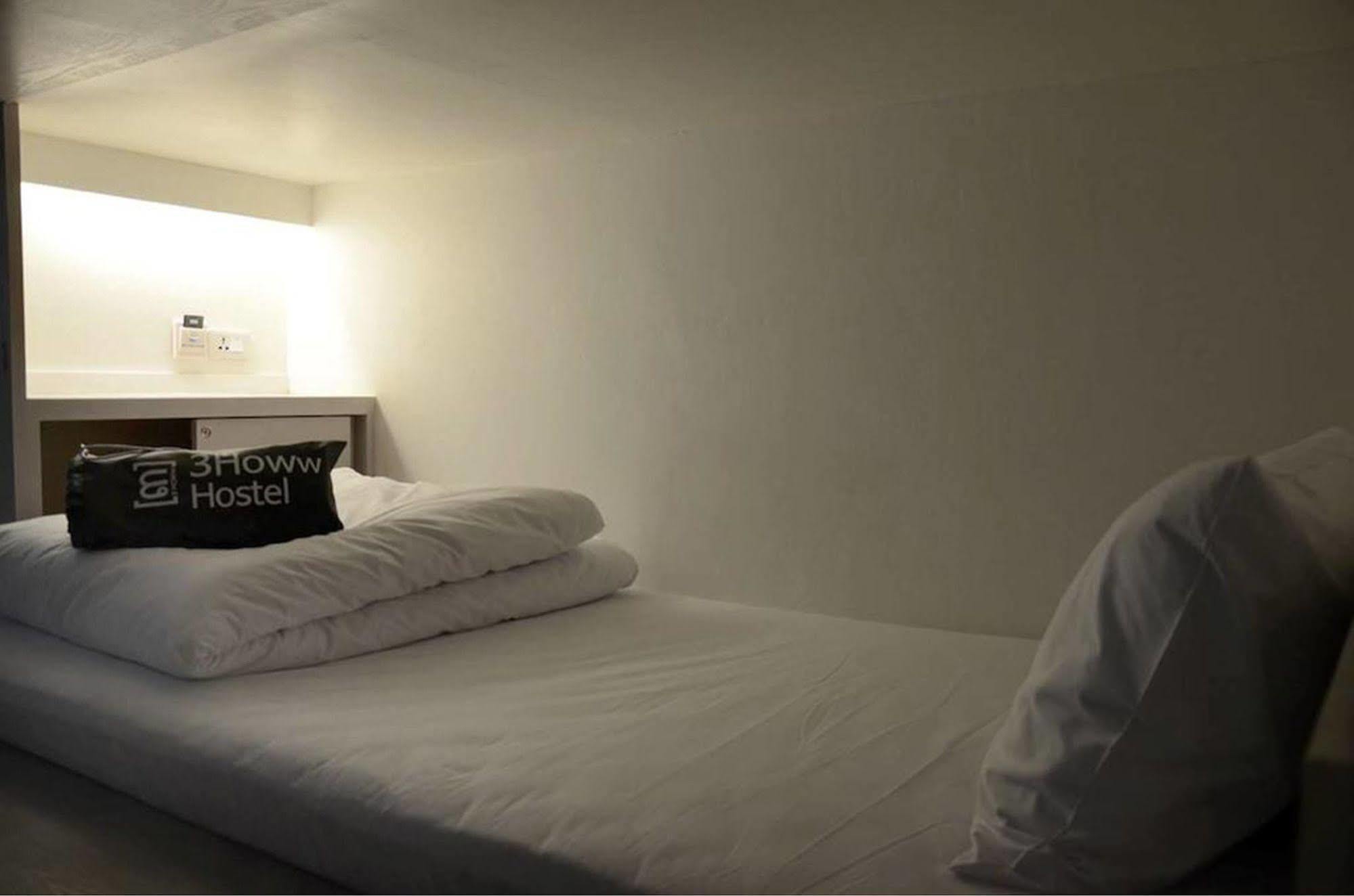3howw @ Sukhumvit 21 Albergue Banguecoque