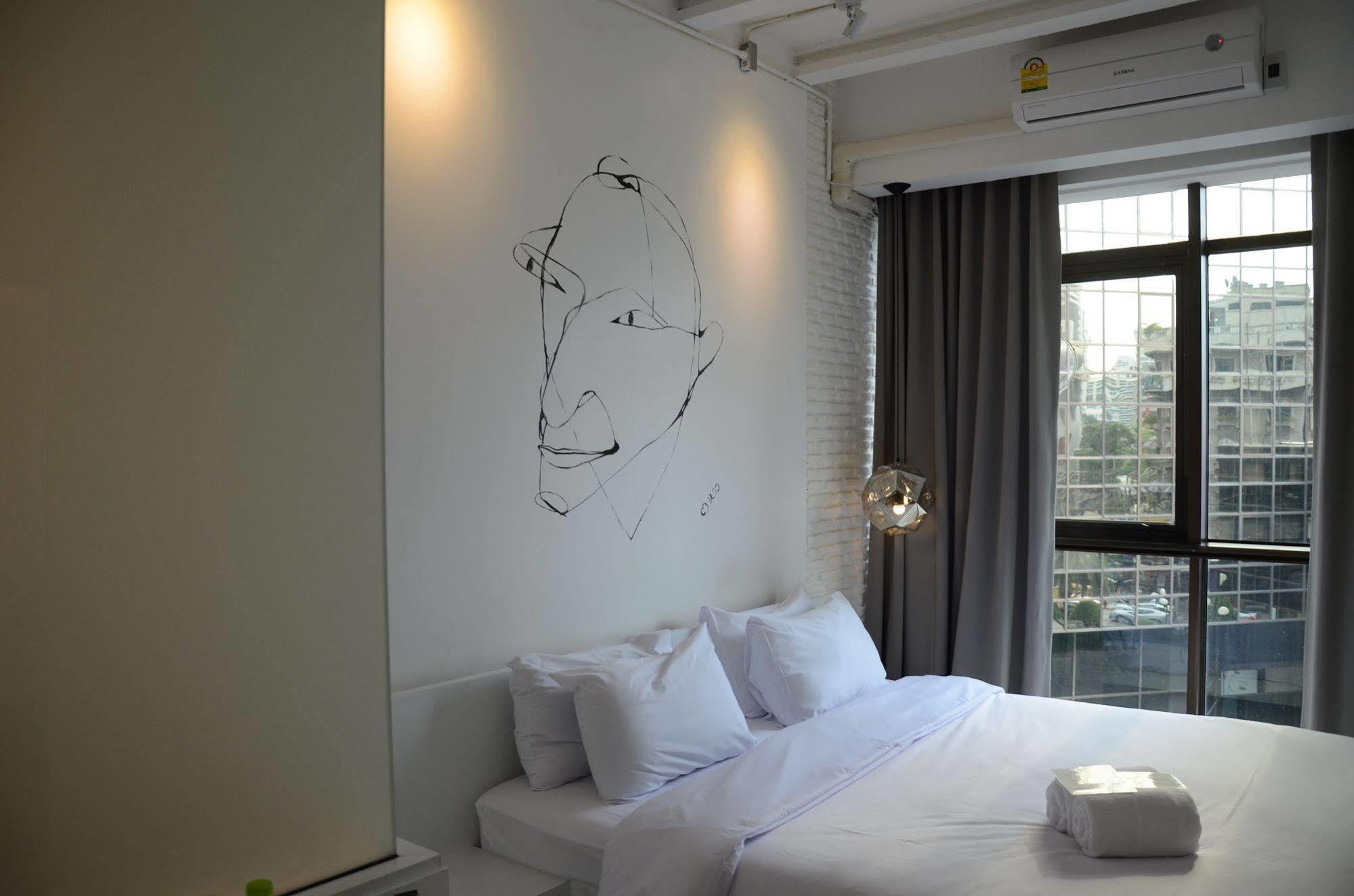 3howw @ Sukhumvit 21 Albergue *