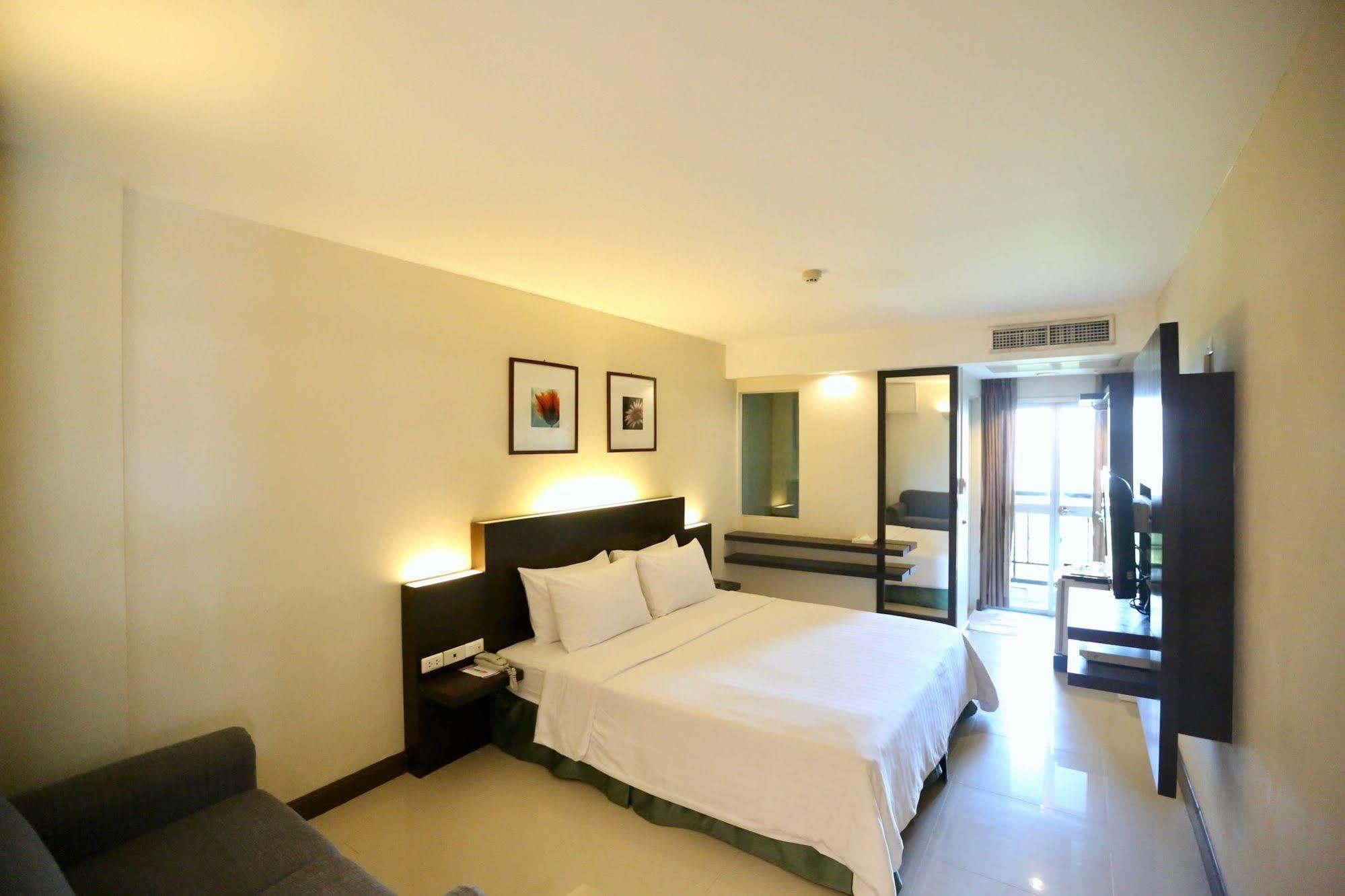 Synsiri Hotel 3*