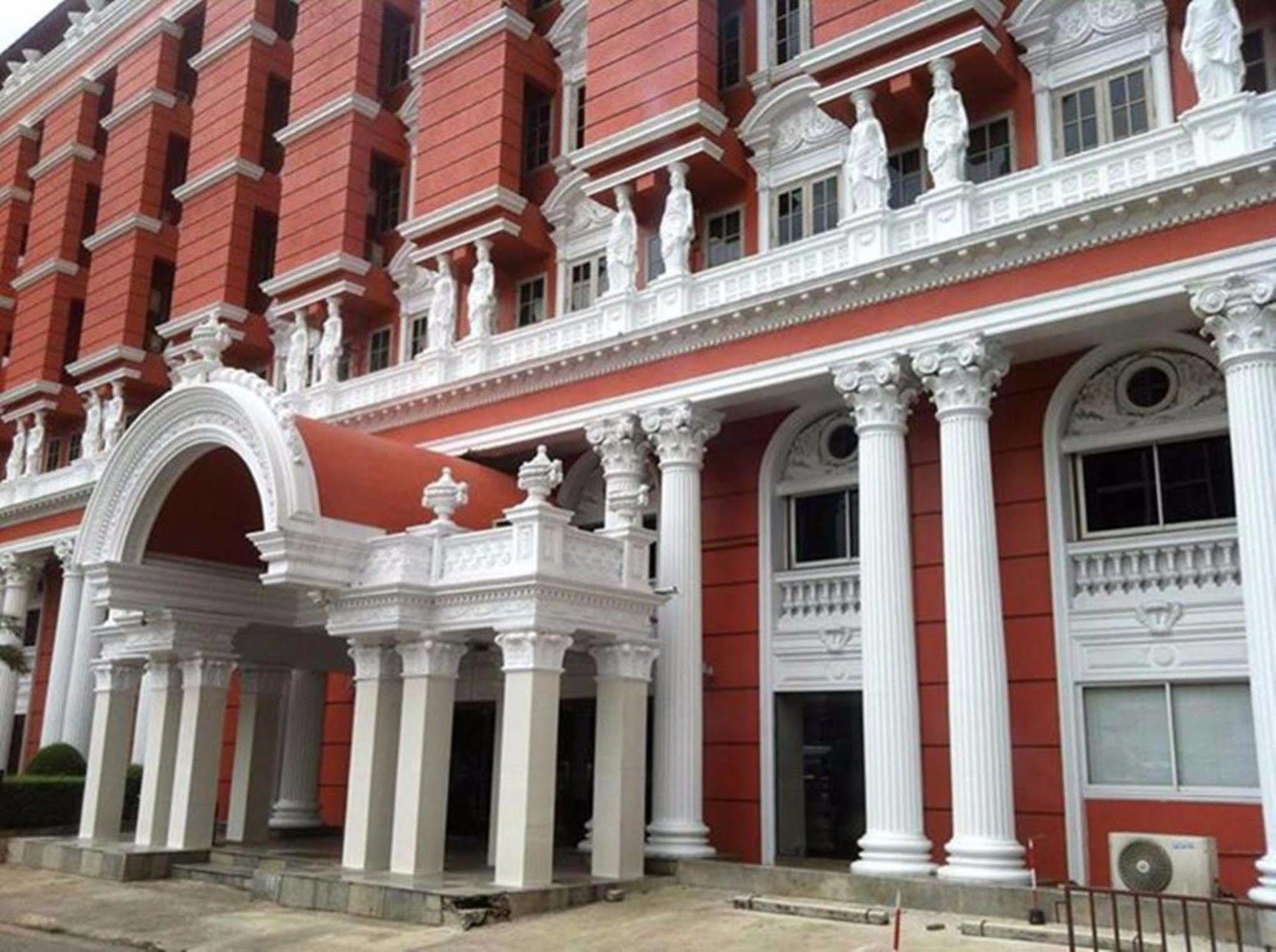 Hotel Suda Palace 3*