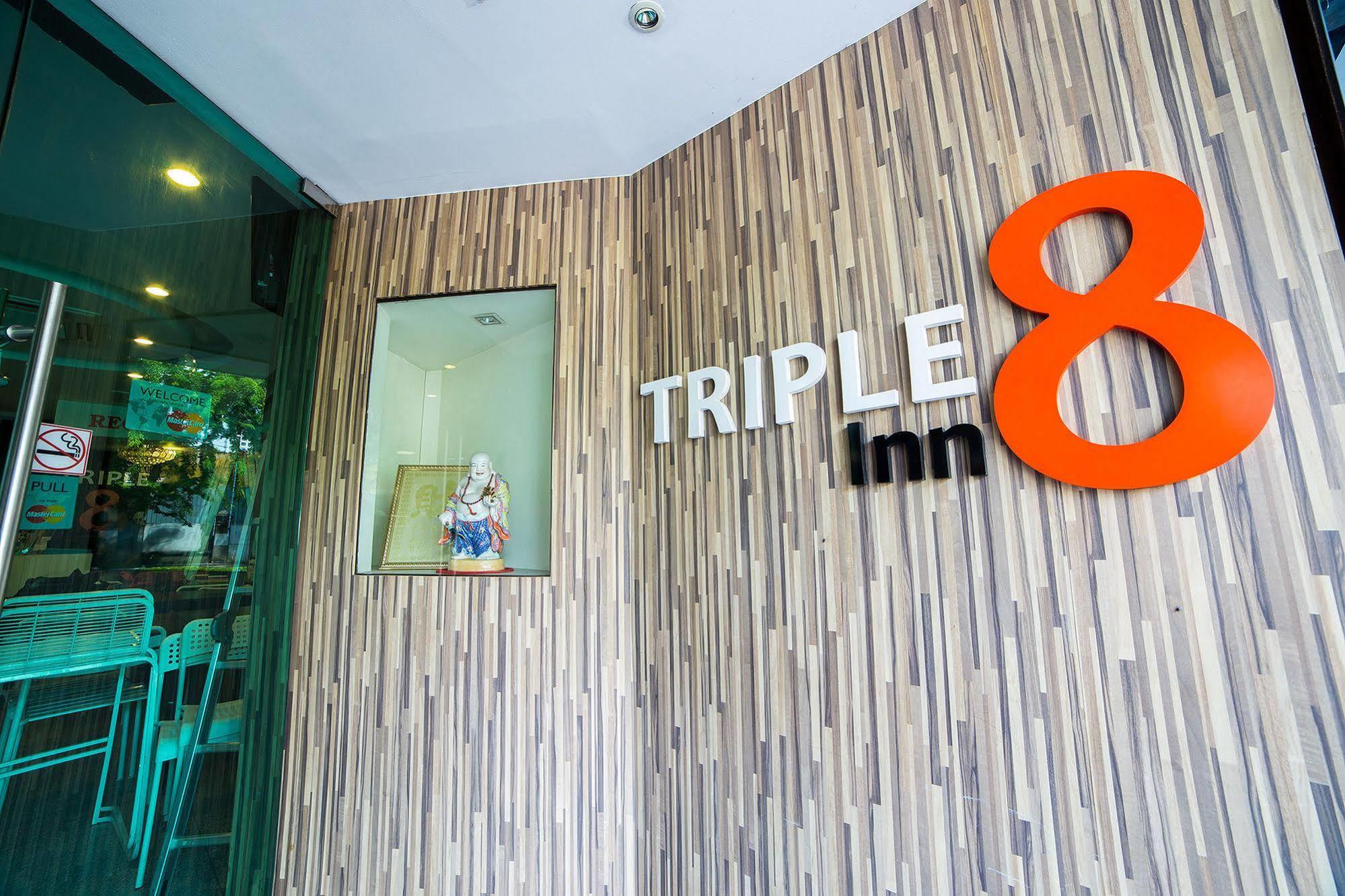 Hotel Triple 8