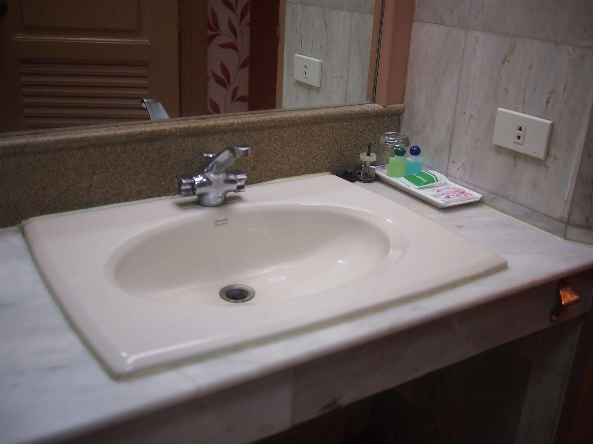 Inn Parkway 3*