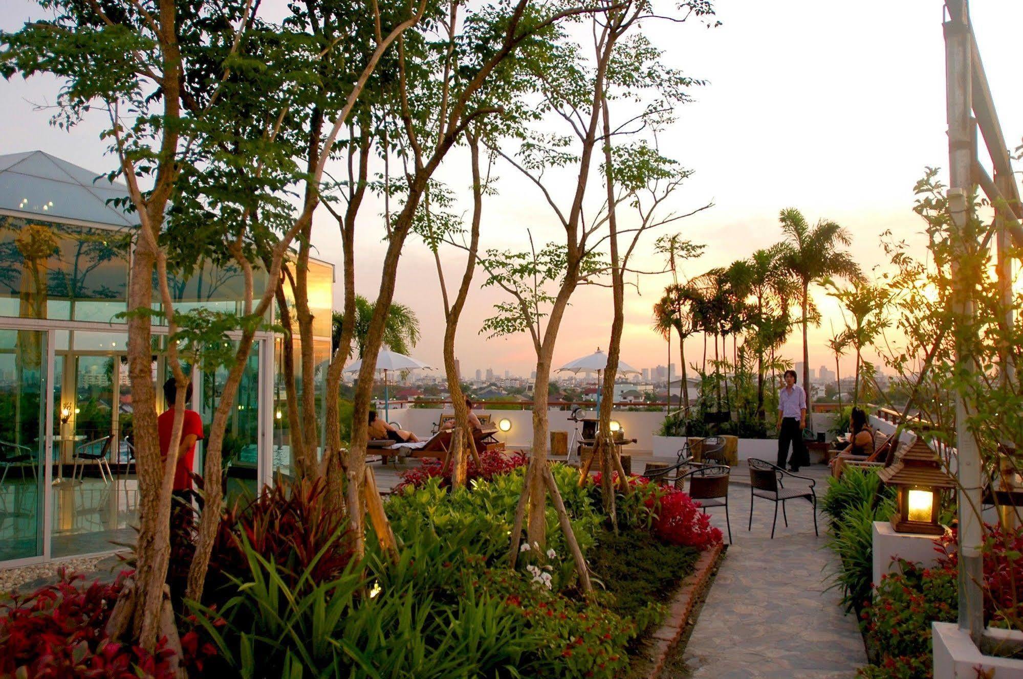 Bansabai Hostelling International Bangkok