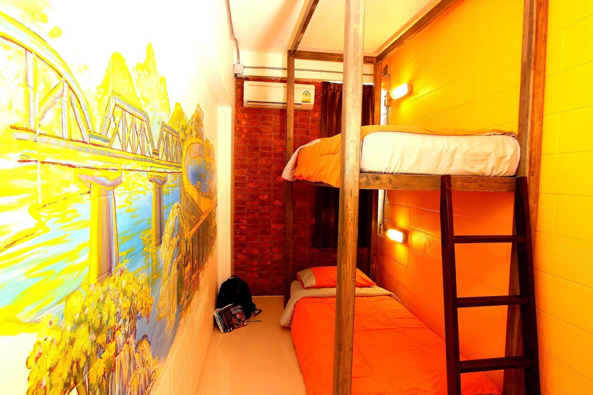 Chic Hostel Bangkok