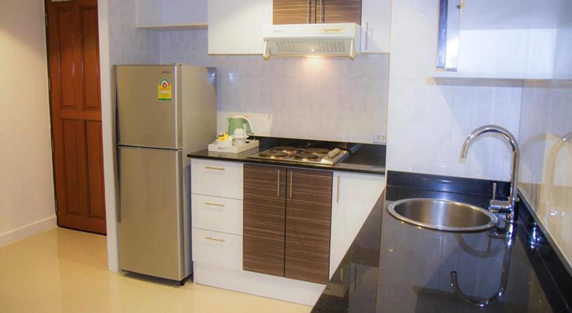 Omni Tower Syncate Suites 4*