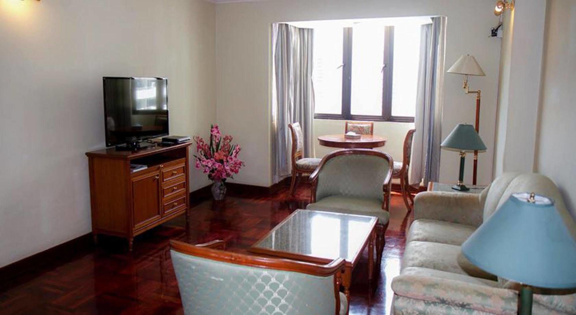 Omni Tower Syncate Suites 4*