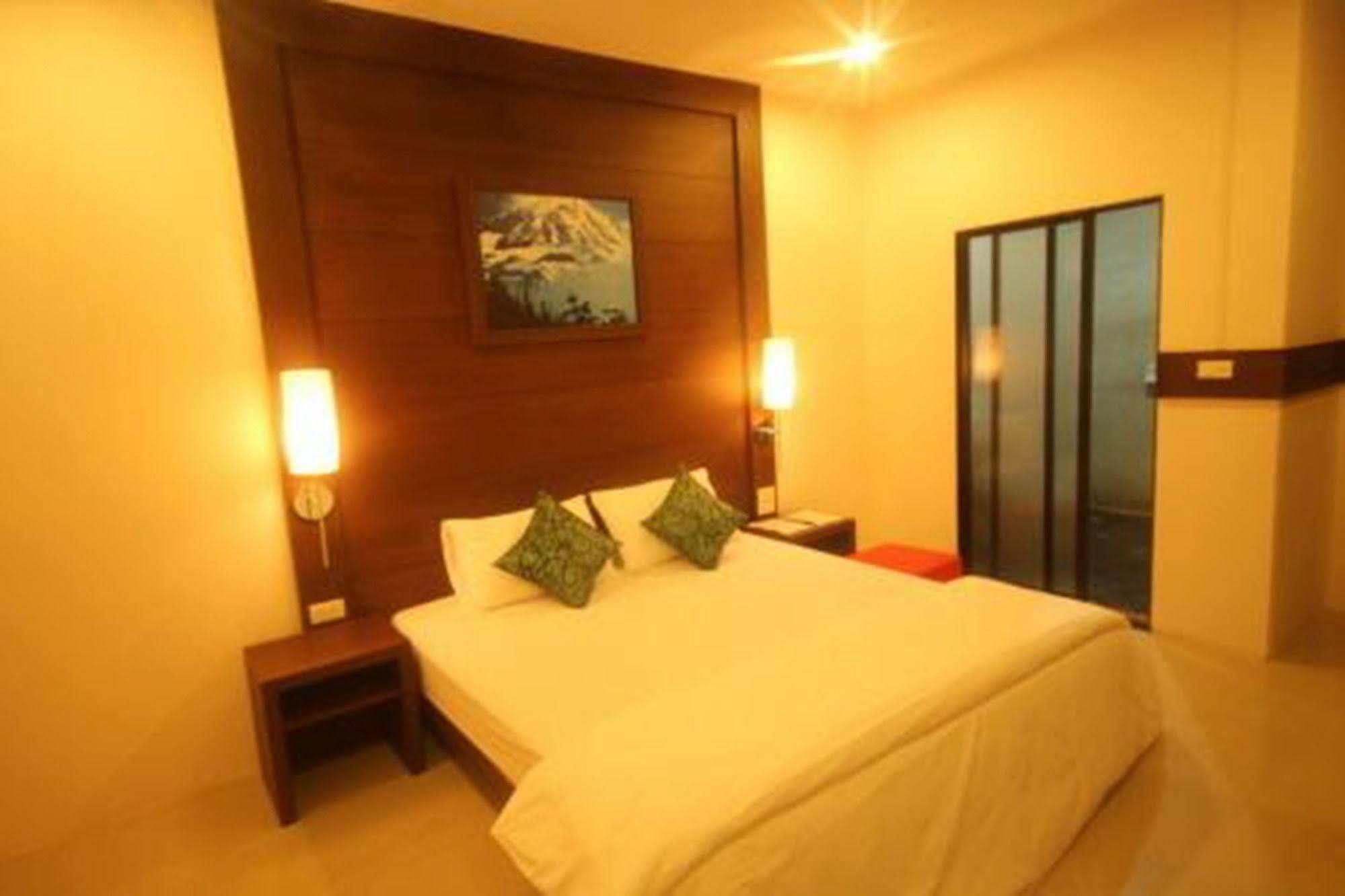 Resort Rangsit Bangkok