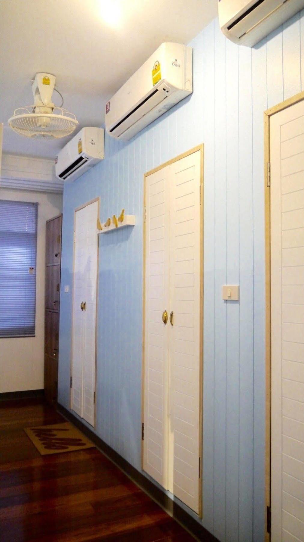 Hostel Baan Chanasongkram Bangkok