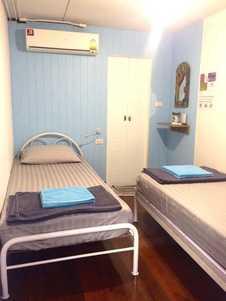 Baan Chanasongkram Hostel *