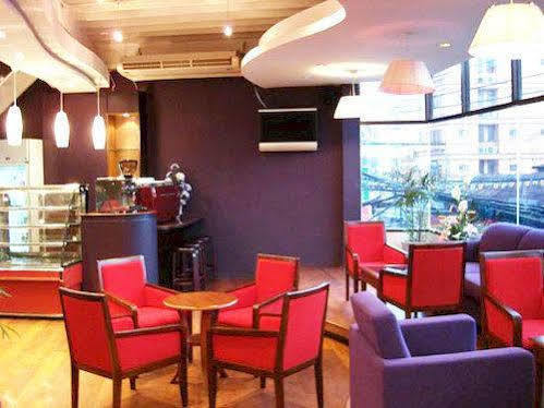 Asrama Center Point Plaza