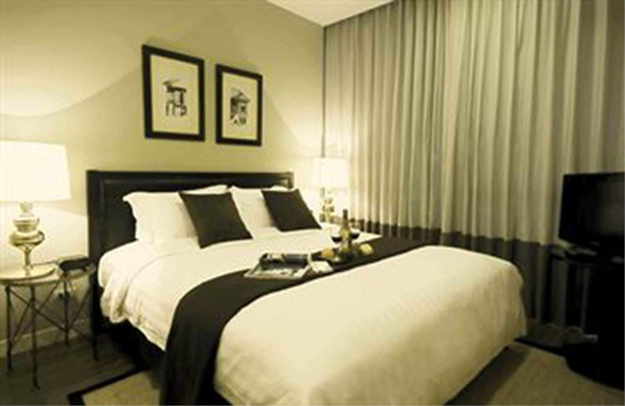 Rongratana Executive Apartemen