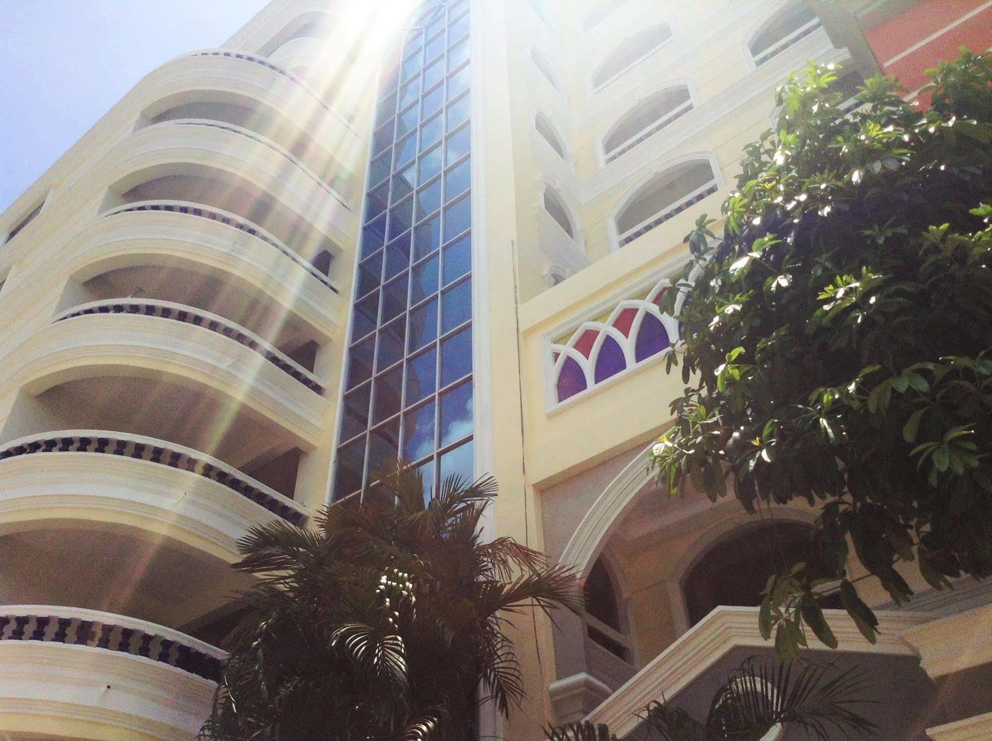 Romance Sukhumvit 97 3*