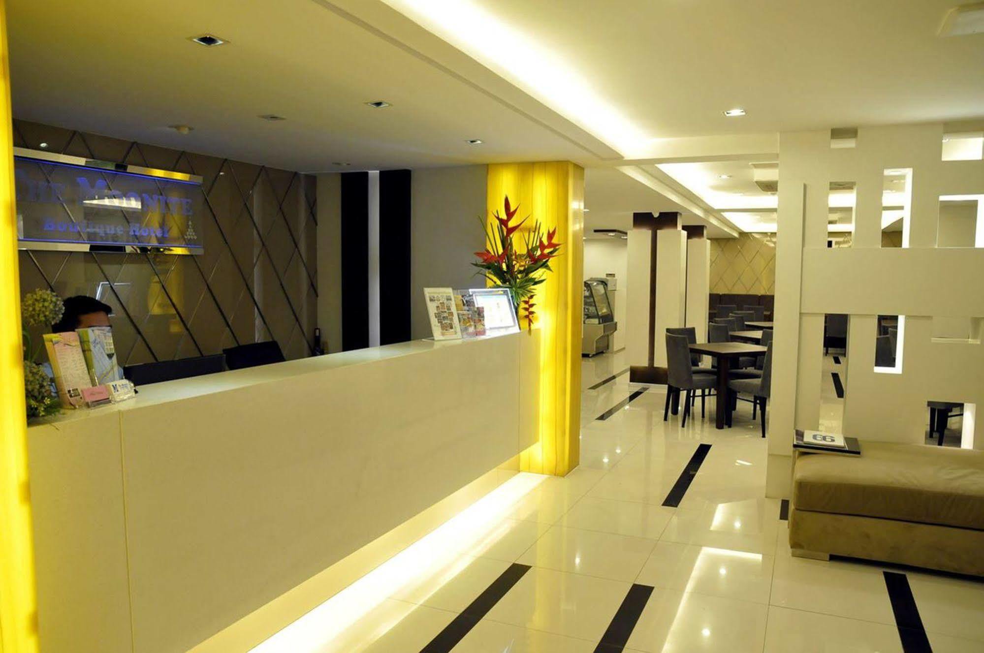 Hotel The Moonite Boutique Bangkok