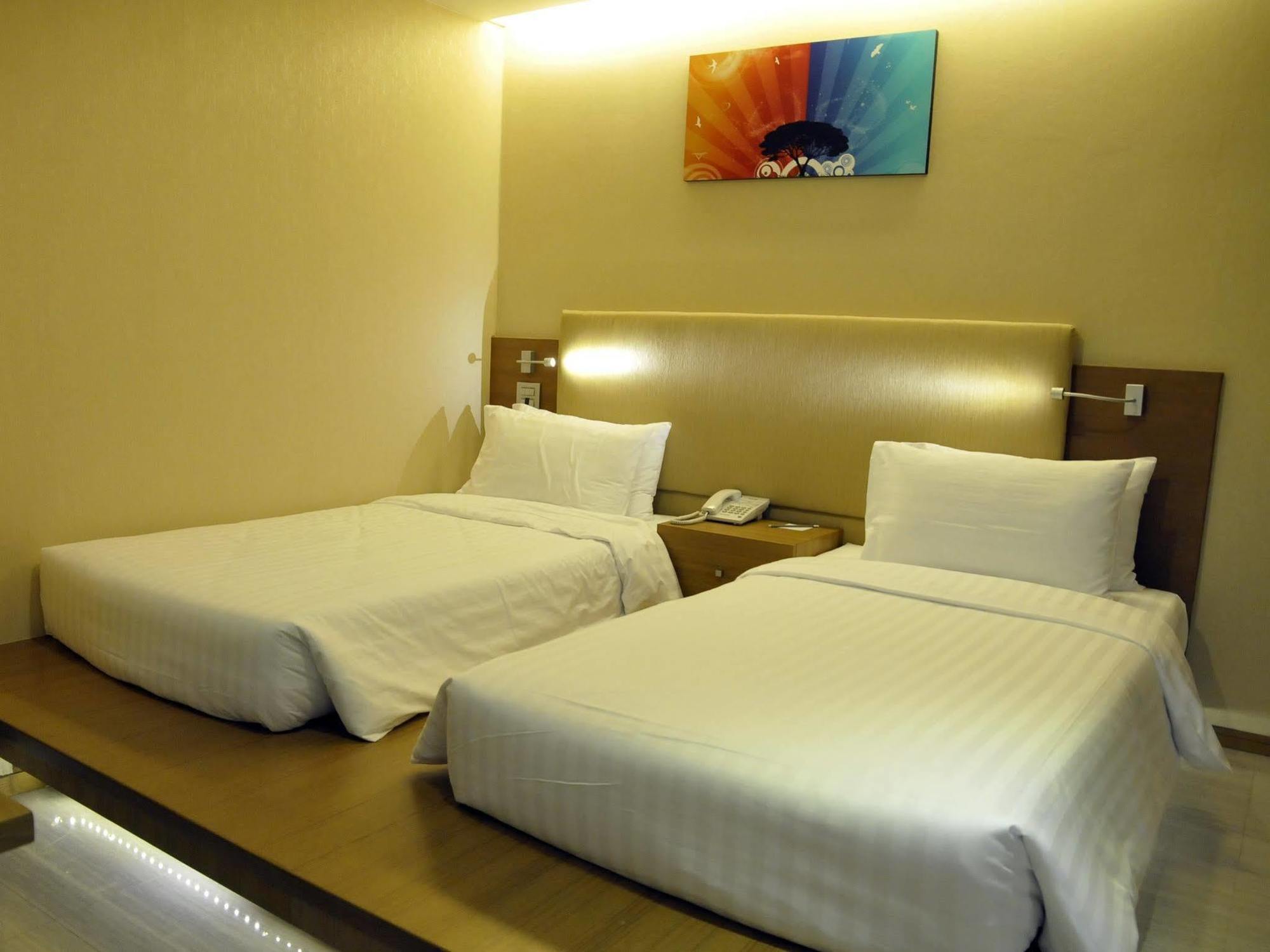 The Moonite Boutique 3* Bangkok