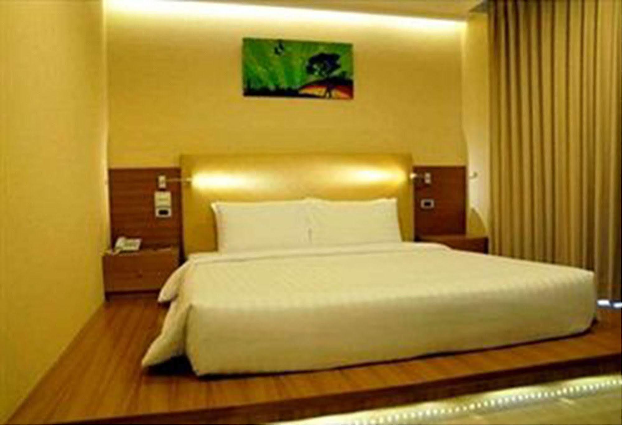 The Moonite Boutique 3* Bangkok