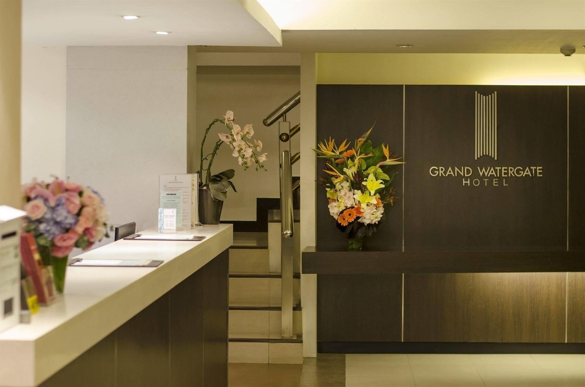 Hotel Grand Watergate 3*