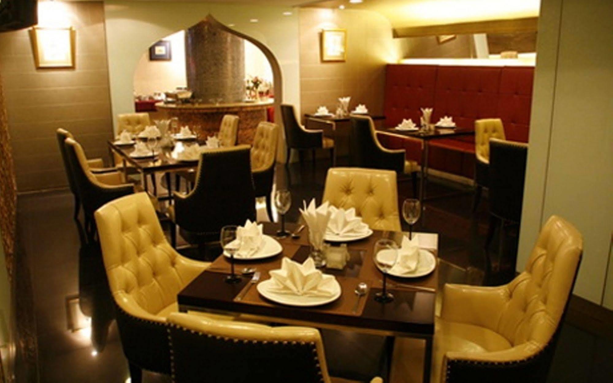 Ziniza The Boutique Service Hotel 3*