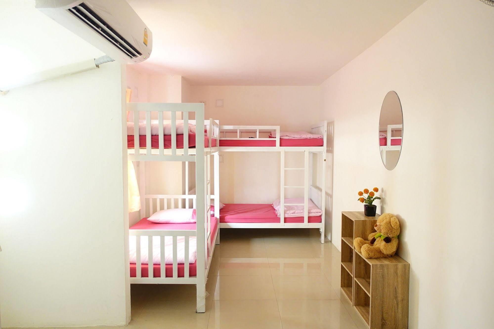 1sabai Hostel *