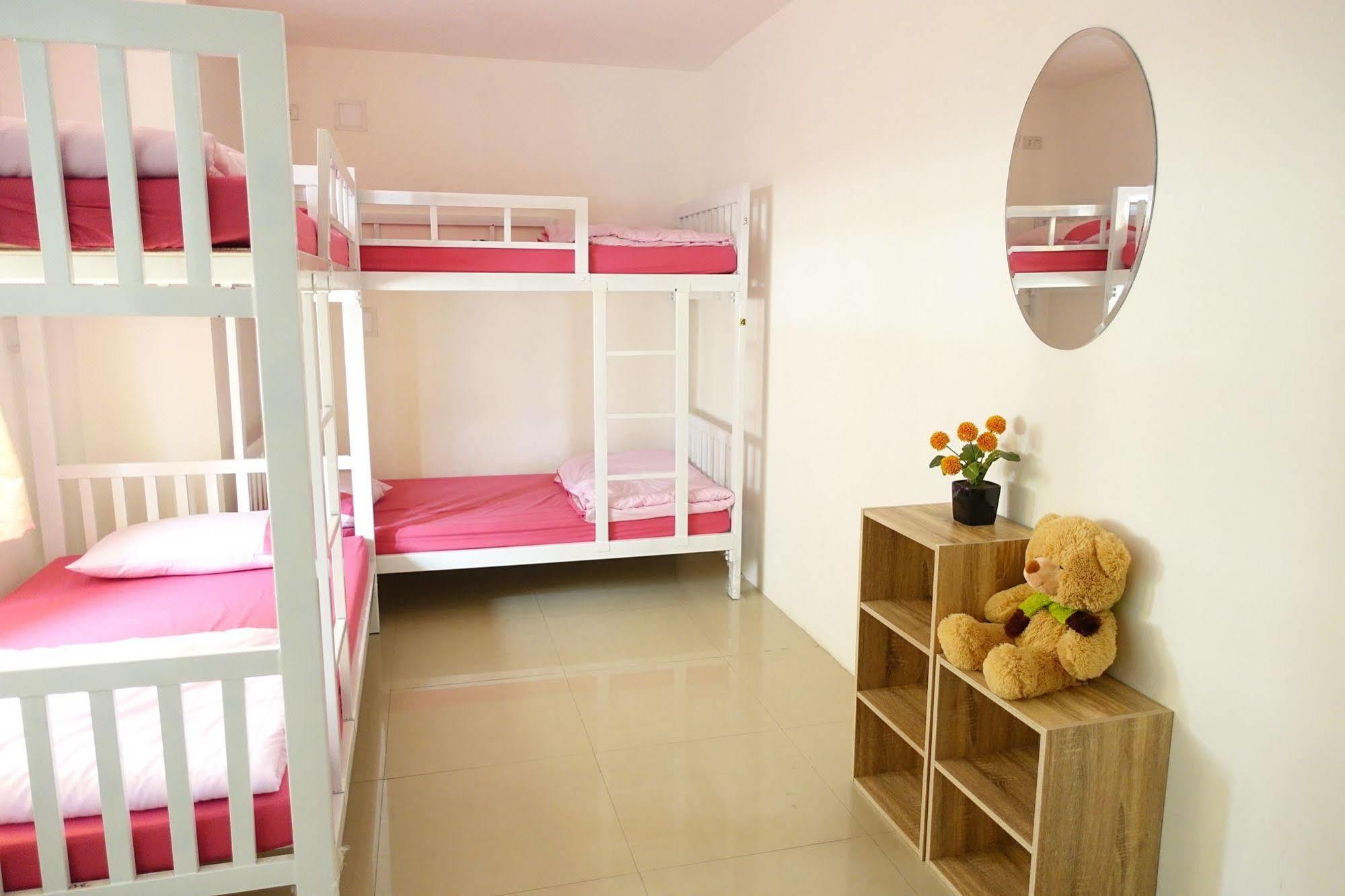 1sabai Hostel
