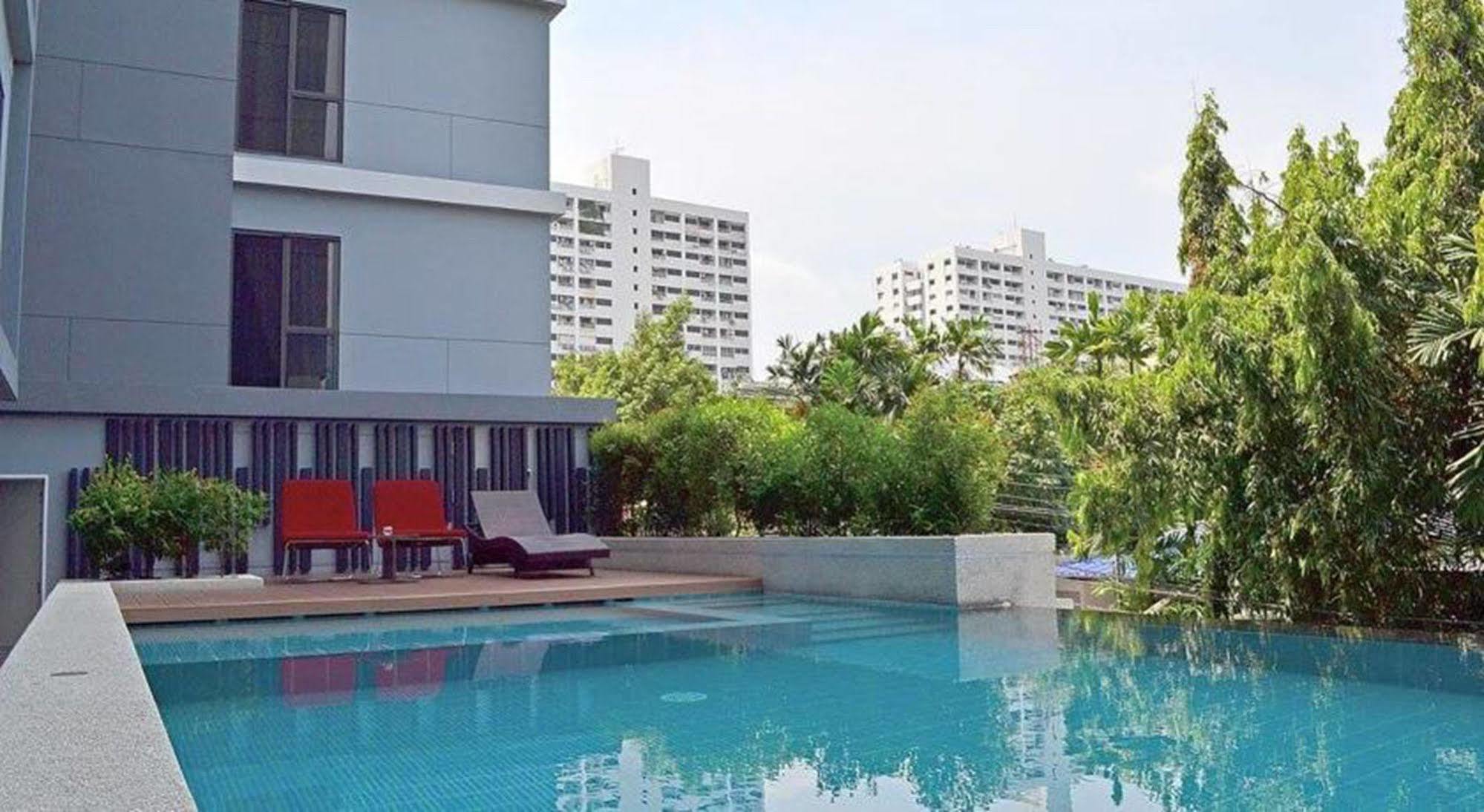 Park 19 Aparthotel 3*