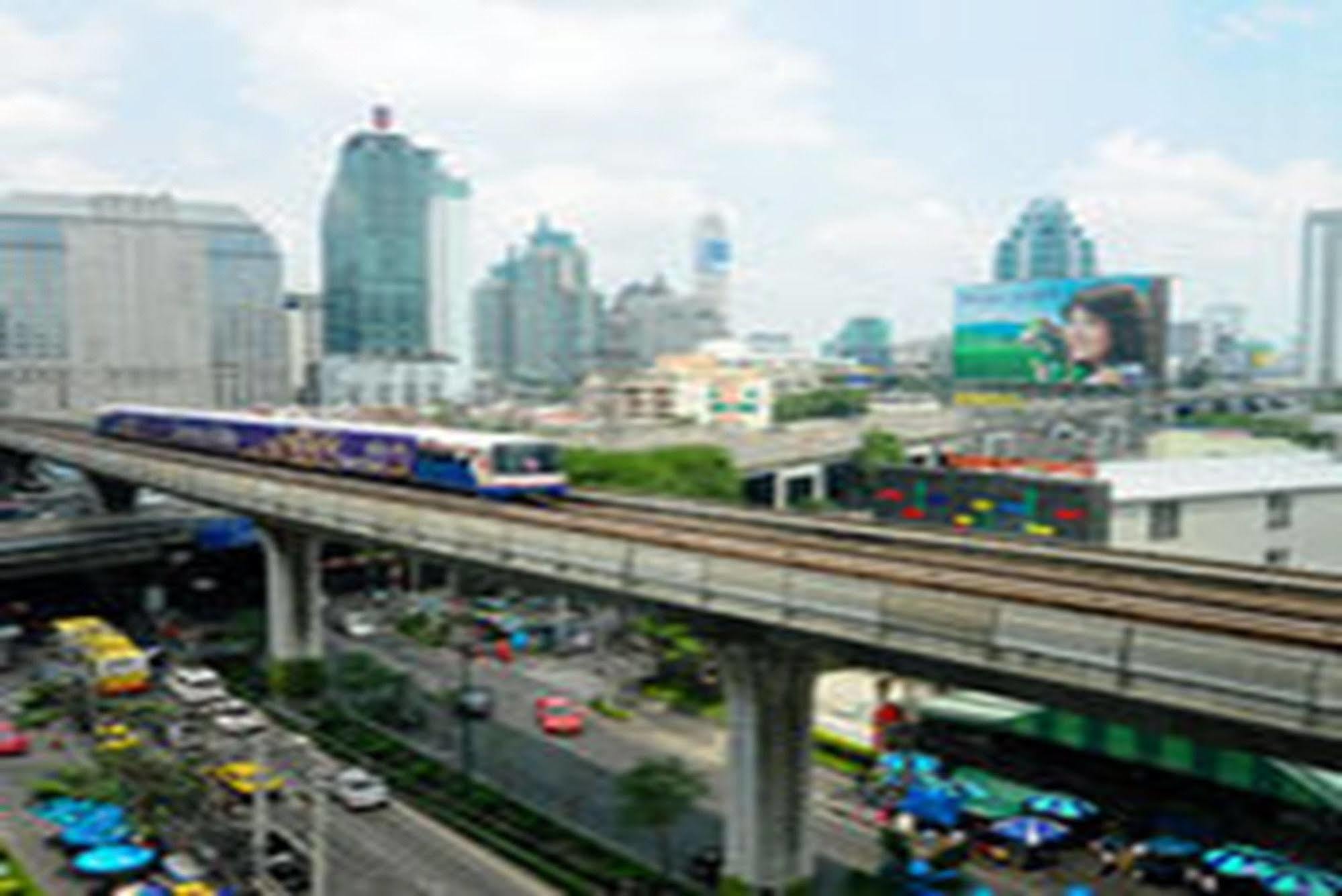 Hotel Legacy Sukhumvit