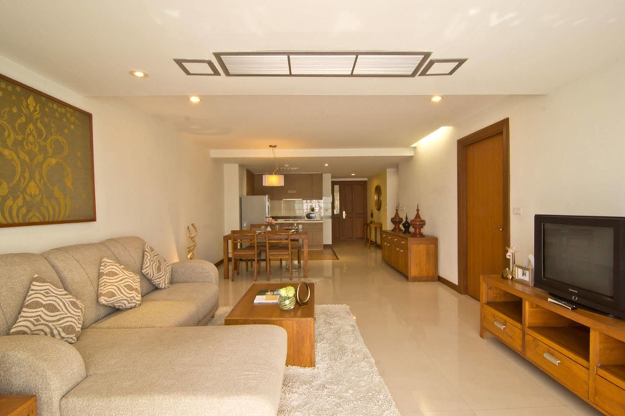Hotel Lasalle & 3*