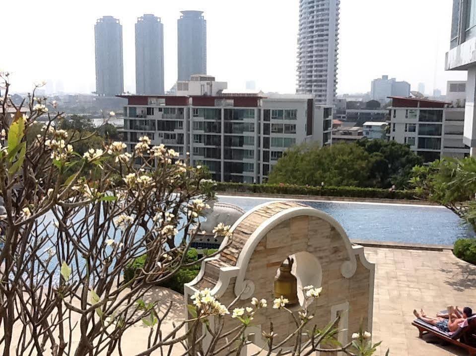 Baan Sathorn Riverfront Apartment *