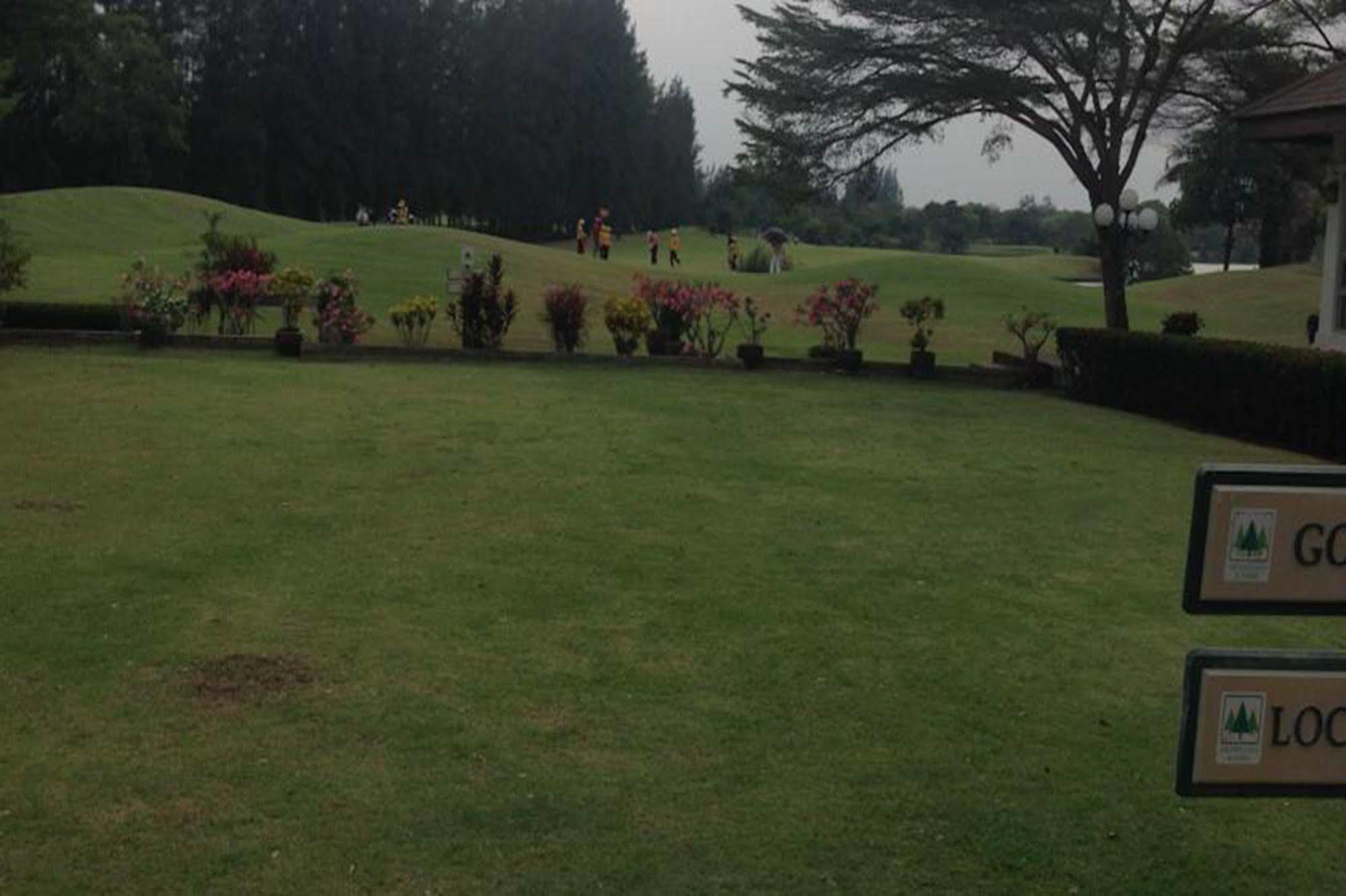 The Pine Golf & 3*
