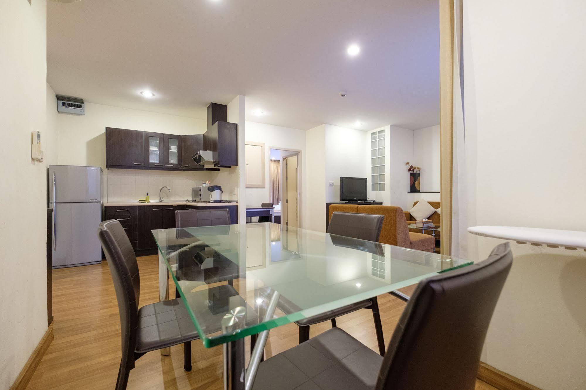 Apartment Chadvara Place Bangkok