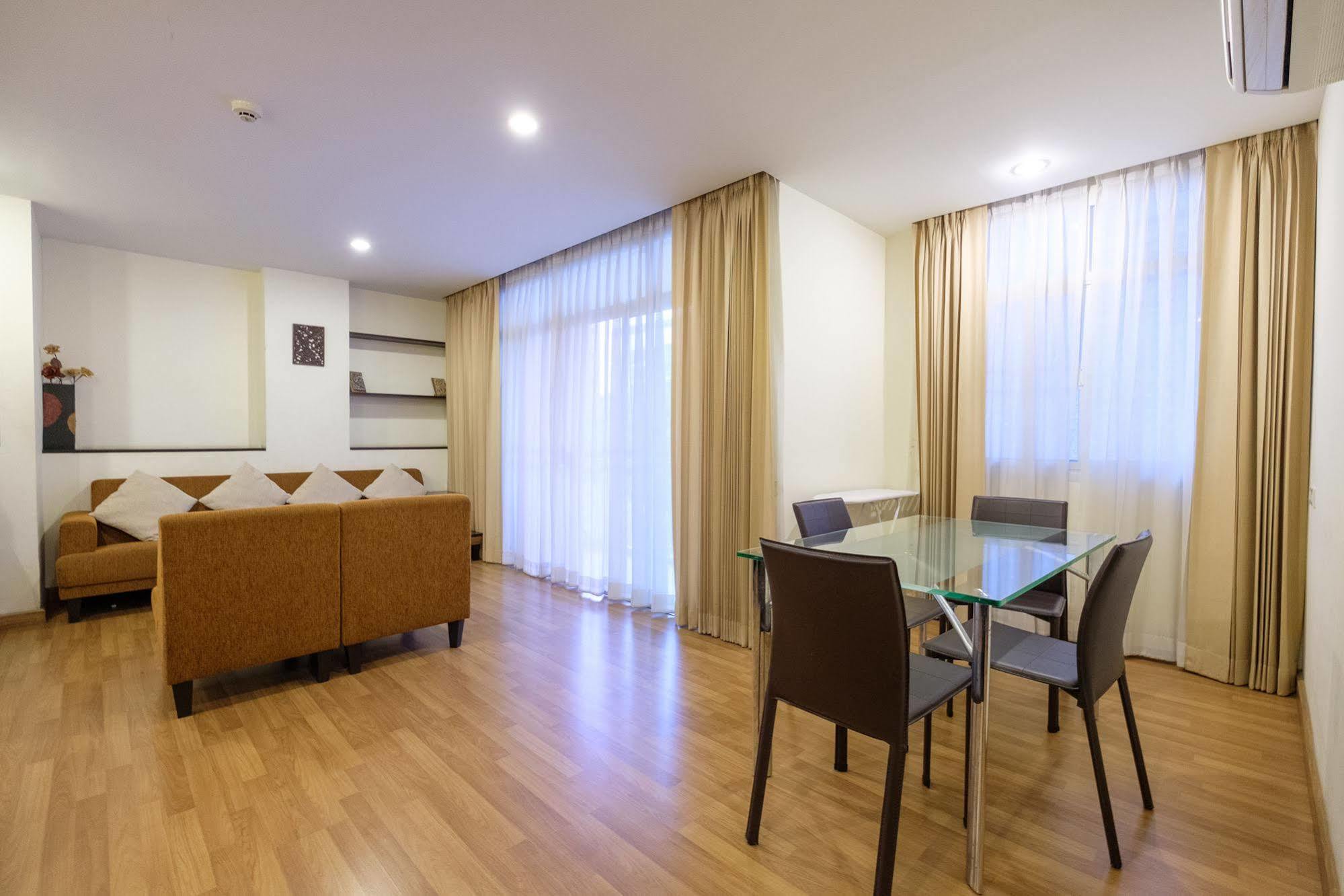 Chadvara Place Apartment Bangkok