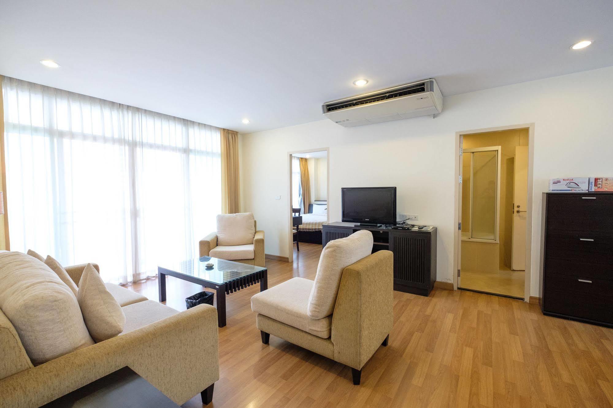 Chadvara Place Apartment Bangkok