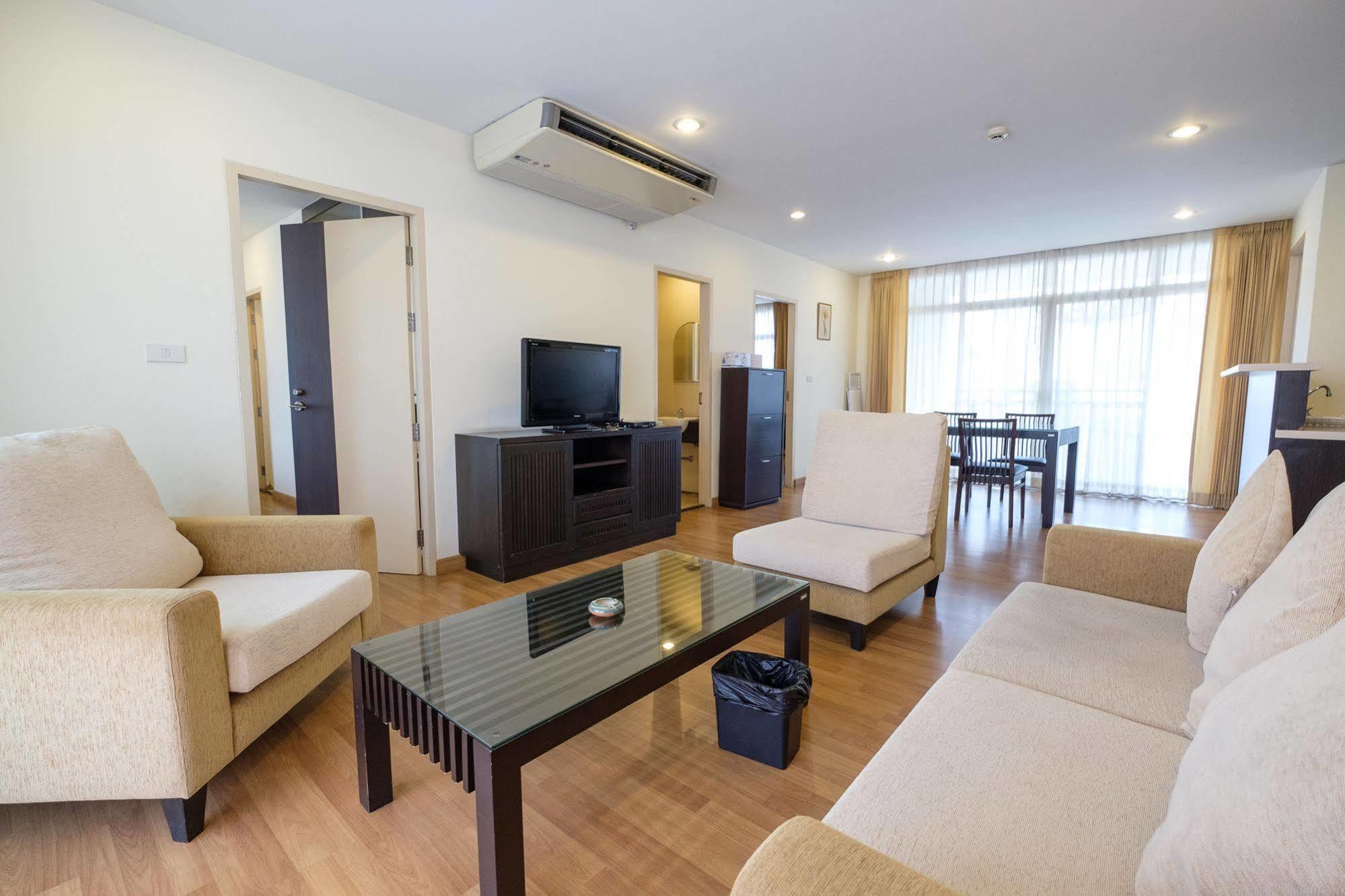Chadvara Place Apartment Bangkok