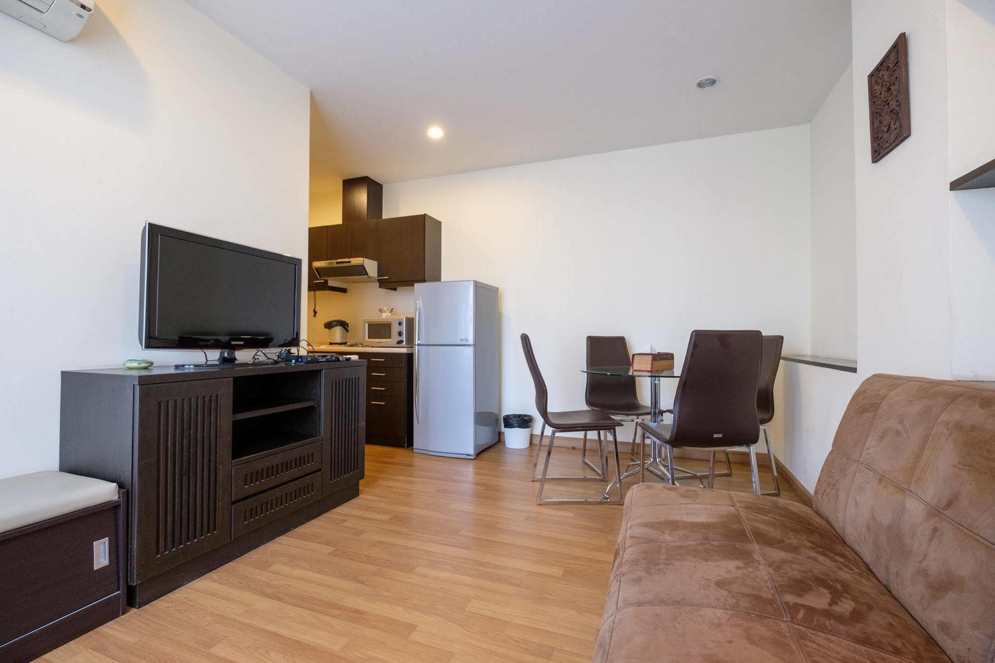 Apartment Chadvara Place Bangkok