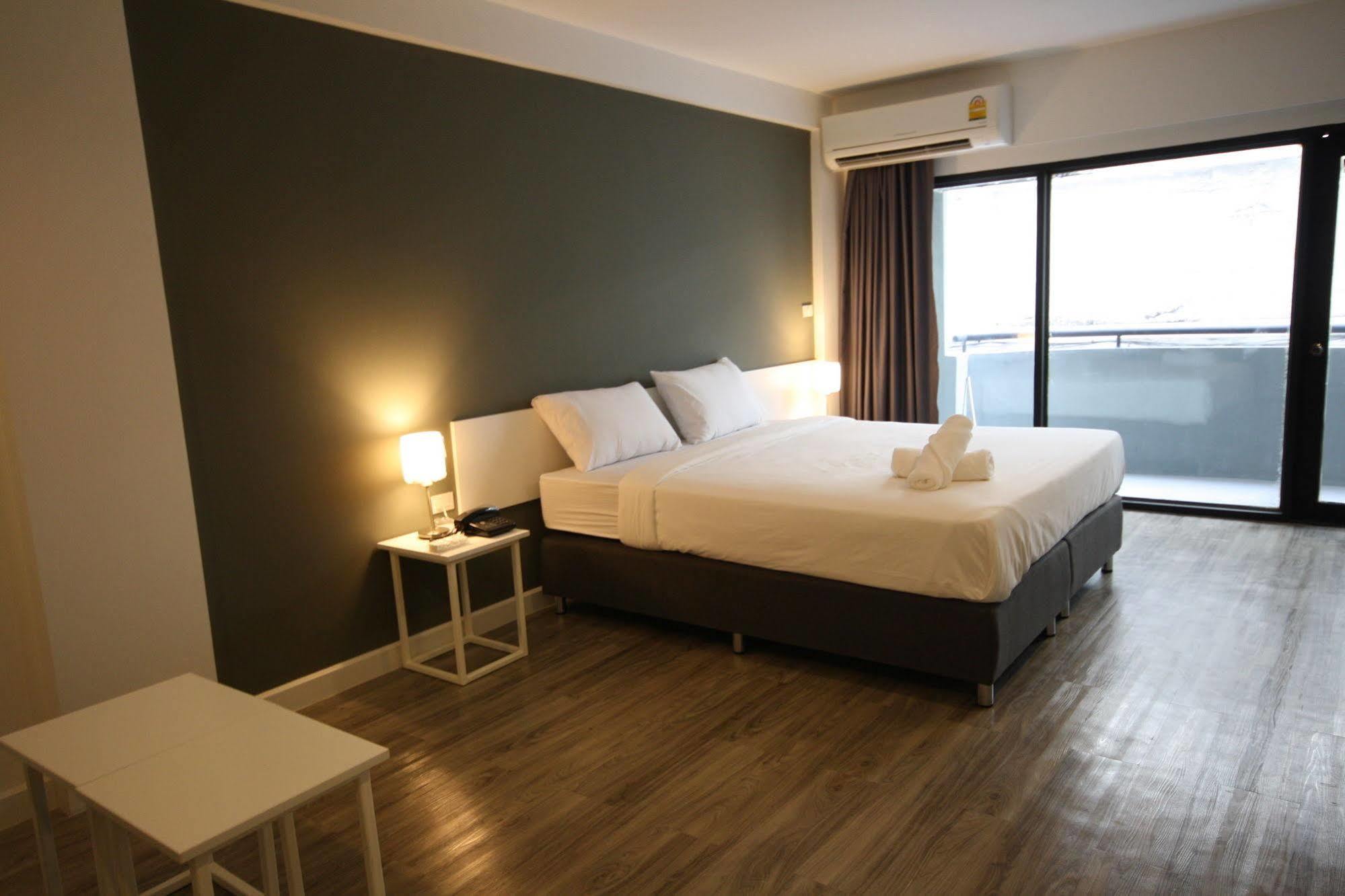 Hotel Airport Bed Bangkok