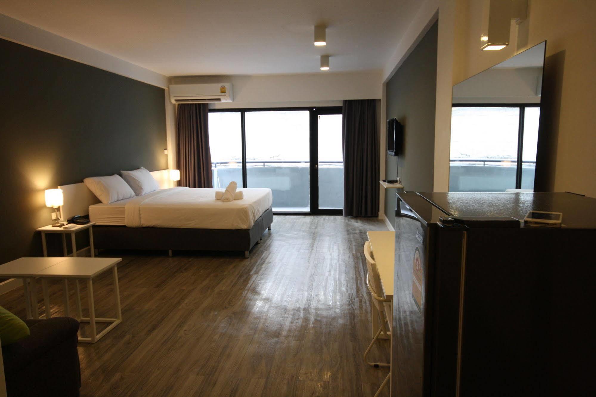 Airport Bed Hotel