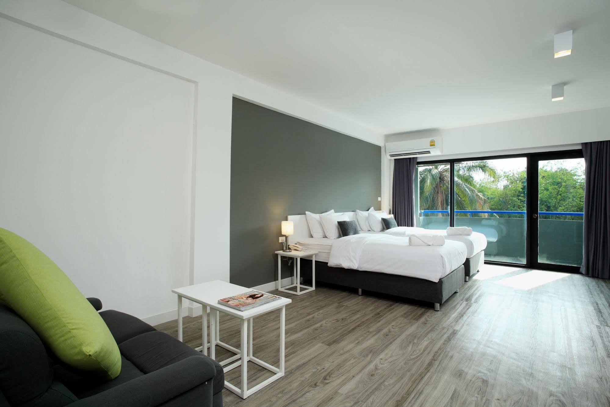 Airport Bed Hotel 3*