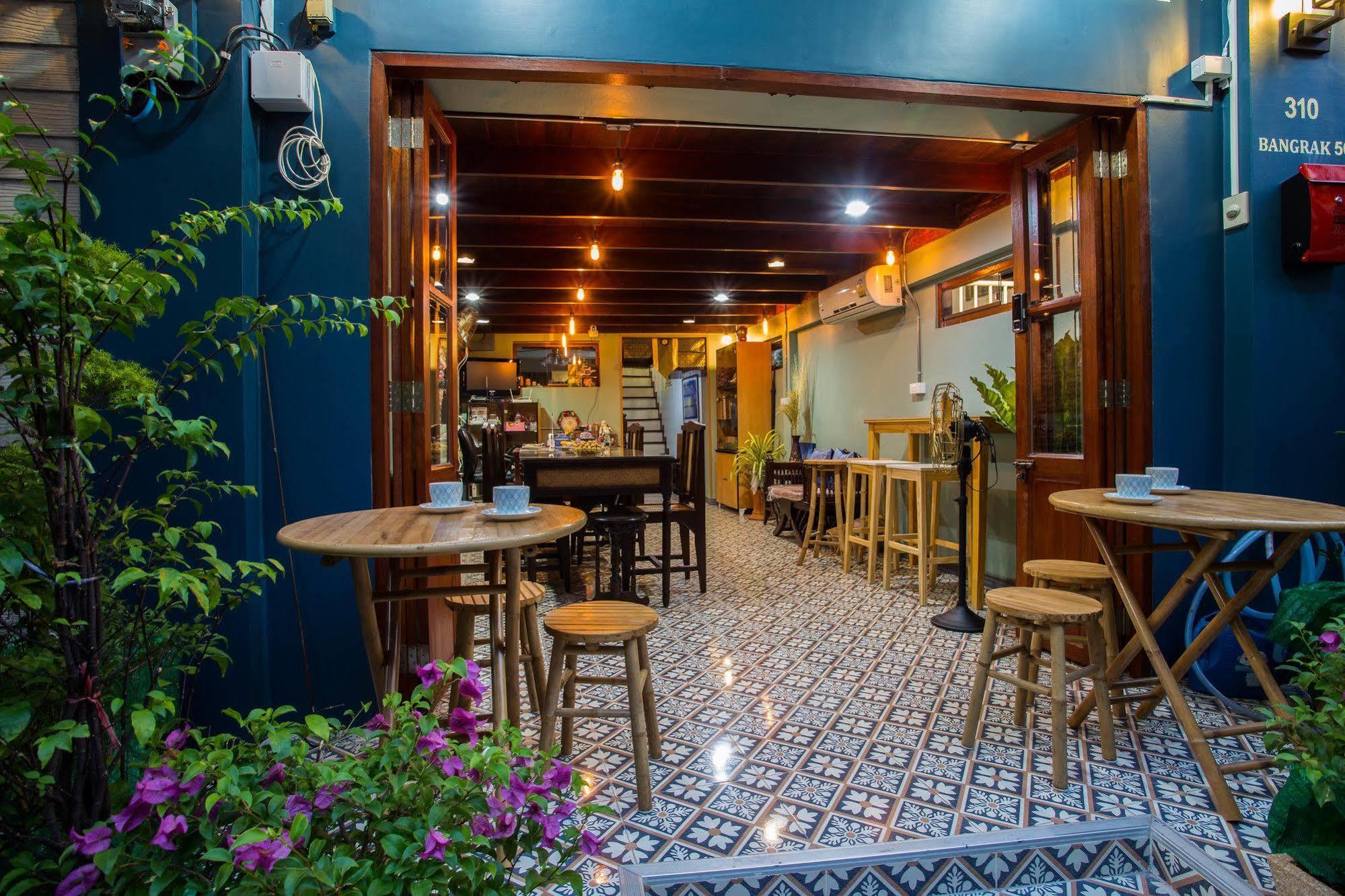 Baan Gaysorn Hostel