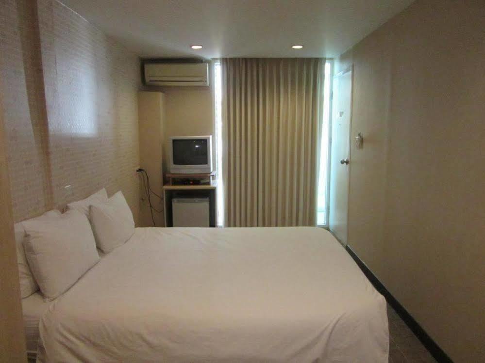 Urban House Guest house