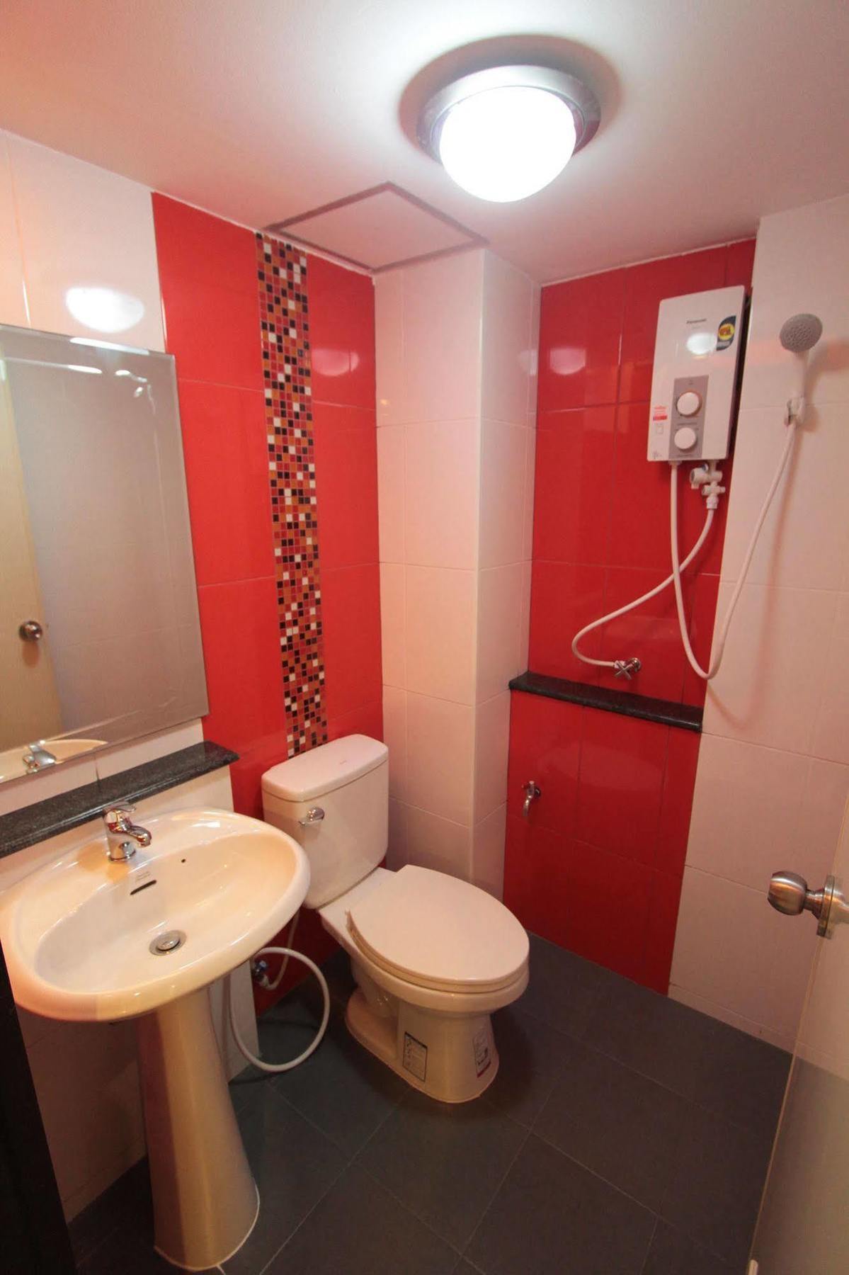 Napaville Huai Khwang Hostel
