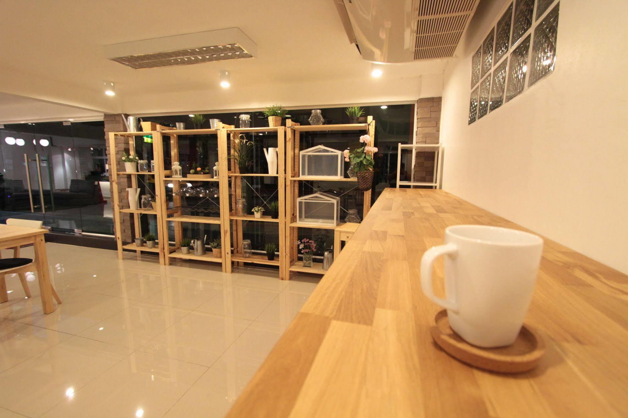 Napaville Huai Khwang *