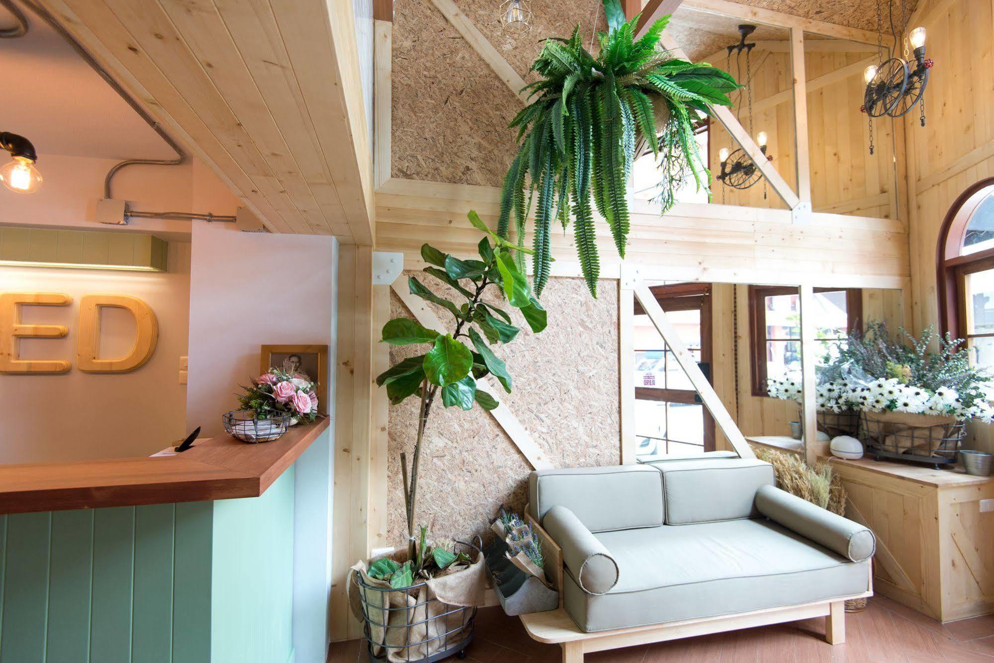 Barn & Bed Hostel Bangkok